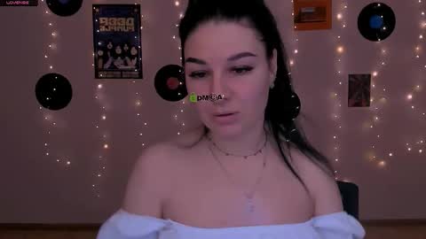 Sweet Olivia online show from March 18, 9:47 am