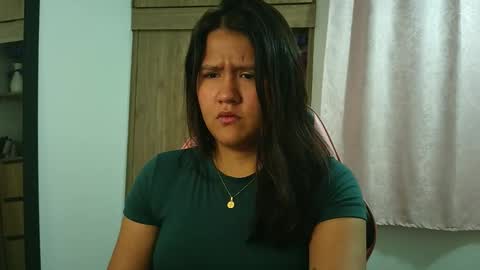 Olivia online show from February 13, 1:02 pm