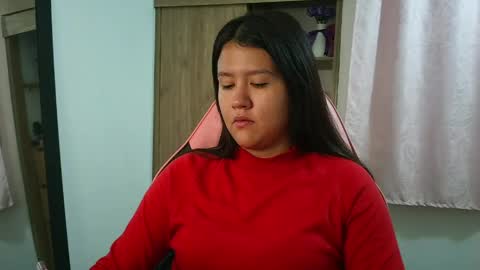 Olivia online show from March 31, 12:16 pm