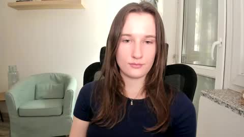 Oliwiaa2004 online show from February 6, 7:29 pm