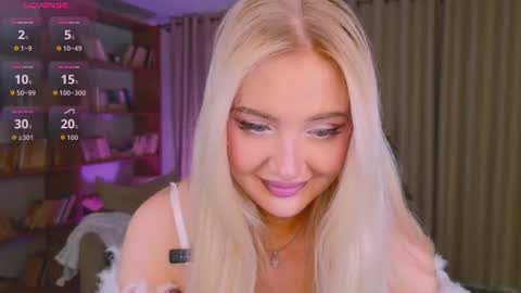 Olivia online show from July 8, 10:28 am
