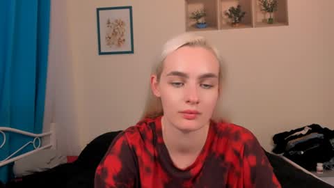 oliviaBeauty online show from June 20, 6:11 pm