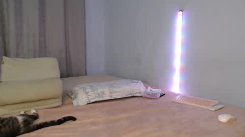 oliviajohnson20 online show from March 20, 2:49 am