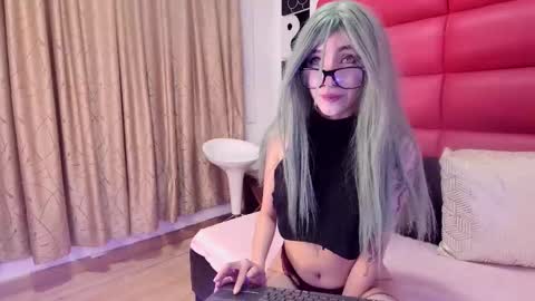 OliviaMonroe online show from November 3, 8:46 pm