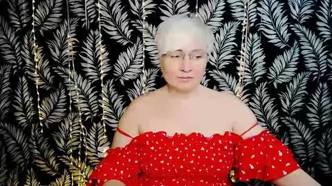 Kelly online show from June 1, 10:28 am