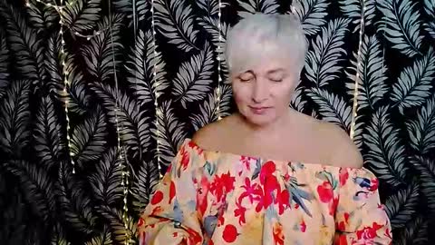 Kelly online show from November 2, 12:08 pm