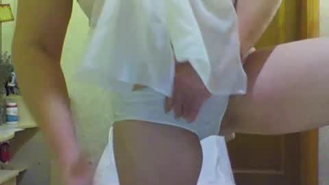 Snapshot of oliviaparadise chatting on December 13, 3:54 pm oliviaparadise online show from December 13, 3:54 pm