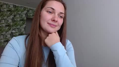Snapshot of oliviashiny chatting on October 11, 6:29 am Olivia online show from October 11, 6:29 am