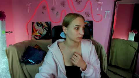 Ollivia online show from May 5, 5:54 am