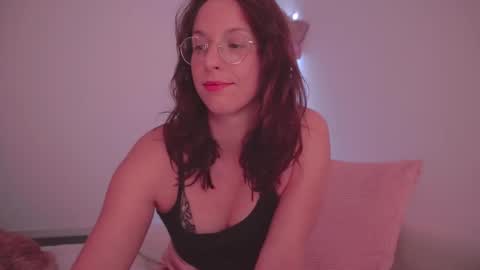 Ariel online show from February 27, 10:53 pm