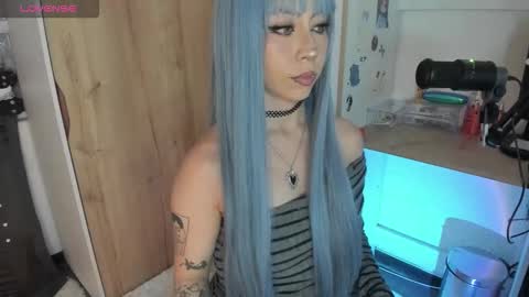 oni_dakotta online show from February 3, 11:37 am