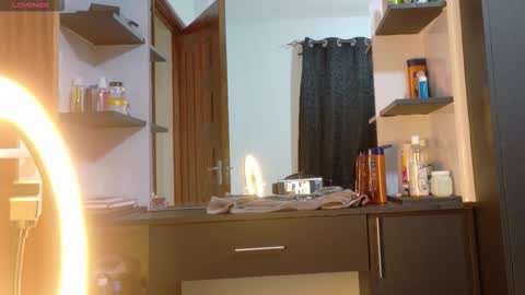 Bestie online show from December 14, 7:25 am