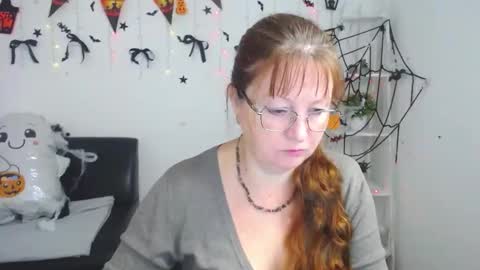 Vanessa online show from November 3, 6:17 am