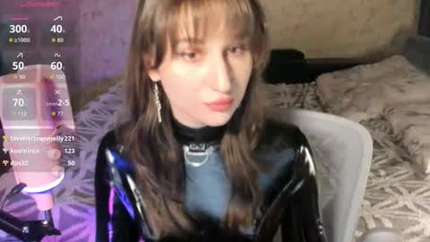 Leliana online show from March 27, 5:13 pm