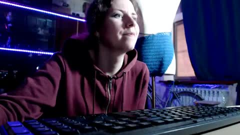 Ella online show from April 23, 12:29 pm