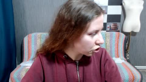 Ella online show from April 1, 1:41 pm