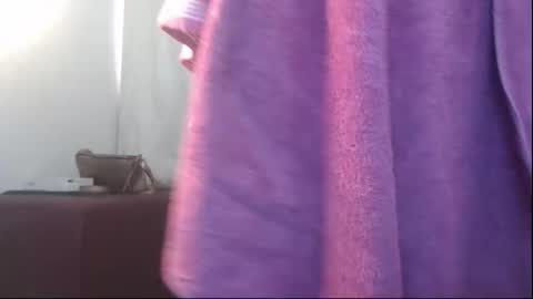Snapshot of paiper_halliwey_ chatting on October 7, 7:51 pm paiper online show from October 7, 7:51 pm