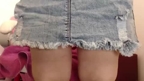 Snapshot of paiper_halliwey_ chatting on December 7, 1:07 pm paiper online show from December 7, 1:07 pm