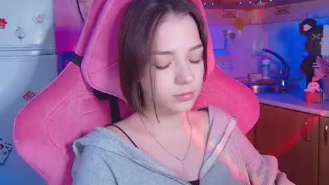 Pam online show from July 18, 4:20 pm