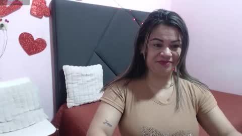 pamela_echeverria online show from February 26, 11:53 am