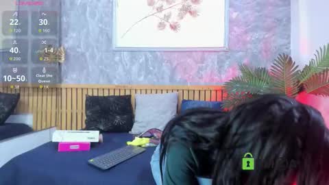 Pamela  online show from December 18, 8:46 pm