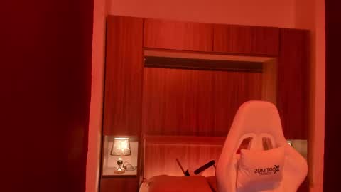  P A M  online show from October 7, 4:17 am