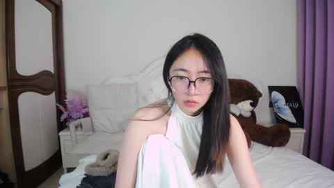 pamelabecke online show from May 14, 7:47 am