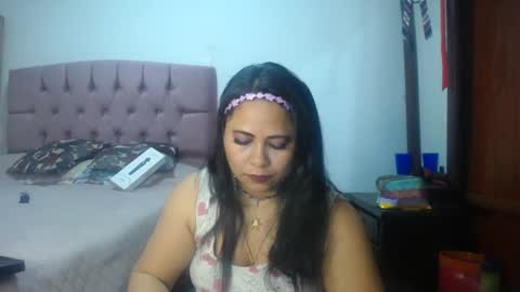 pamelitamartin online show from October 9, 1:59 pm