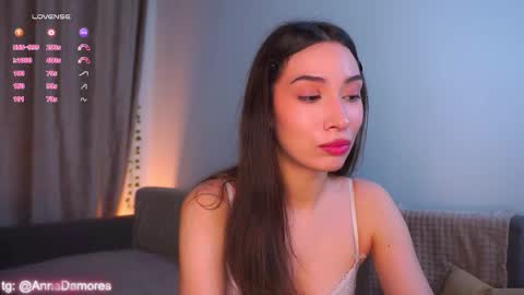 pamilarakestraw online show from March 3, 8:31 am