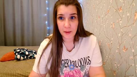 paradisexparadisex online show from December 15, 9:03 am