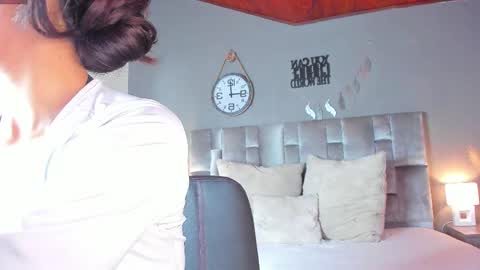 PARIS online show from February 10, 7:38 pm