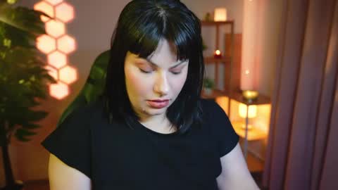 Patricia online show from March 26, 10:00 pm