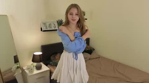 Vicki online show from October 1, 10:09 am