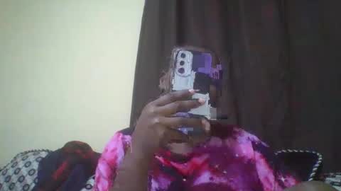 Snapshot of pattiekee chatting on February 16, 6:43 pm pk online show from February 16, 6:43 pm