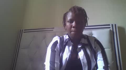 Snapshot of pattiekee chatting on December 2, 10:05 am pk online show from December 2, 10:05 am