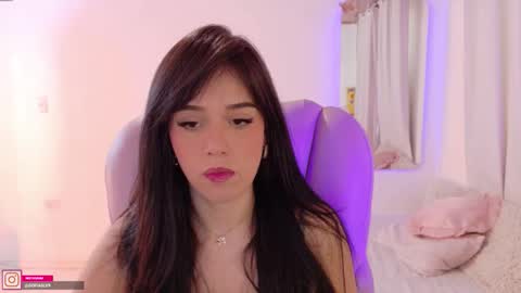 Sofa online show from October 4, 9:52 pm