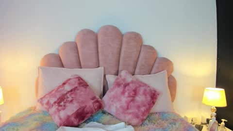 Paula   online show from March 21, 11:04 am