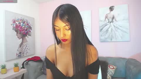 Pau online show from November 5, 12:43 pm