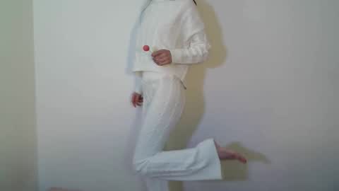 Snapshot of paulainblue chatting on October 30, 4:26 am   online show from October 30, 4:26 am