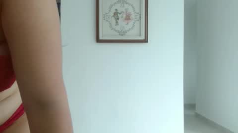 paulet latiin online show from April 13, 2:29 pm