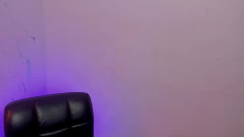 Snapshot of paulina_lopezz chatting on October 7, 5:01 am PAULINA online show from October 7, 5:01 am