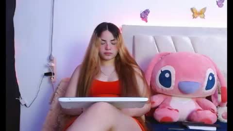 Pau online show from July 21, 1:39 am