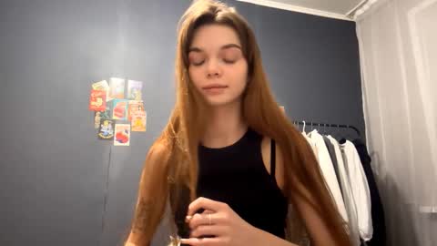 Lola online show from February 15, 5:12 pm