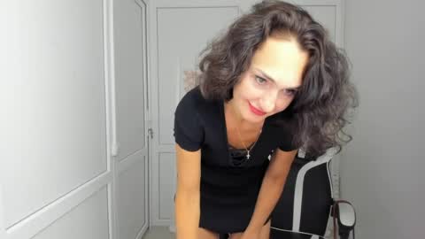 Christina online show from July 3, 12:00 pm