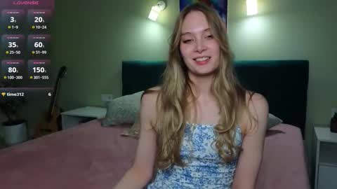 Snapshot of peachcreamcouple chatting on September 9, 7:35 pm Lexy Peach online show from September 9, 7:35 pm