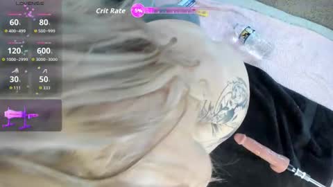 Peaches online show from March 8, 10:02 pm