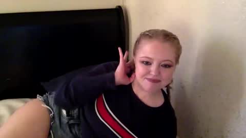 PeachRitual online show from November 4, 12:37 am