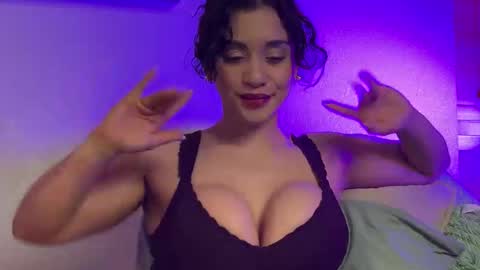 portiapiers online show from March 13, 11:44 am