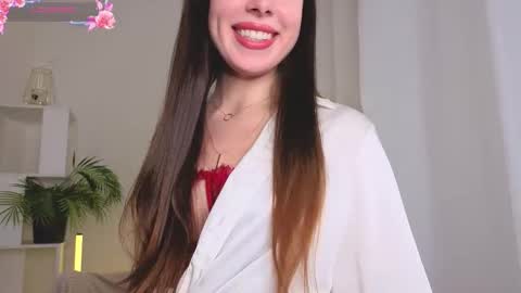 Snapshot of peachypoet chatting on October 11, 2:09 pm Chloe online show from October 11, 2:09 pm