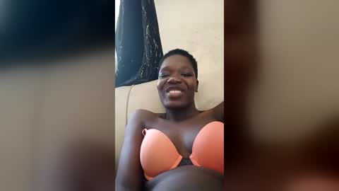 peanutnutella online show from July 18, 10:18 am